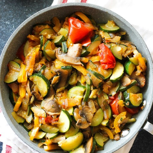 Sautéed vegetables in olive oil 